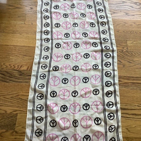Peace Sign Print Rectangular 100% Silk Scarf White/Black/Pink - Picture 2 of 6